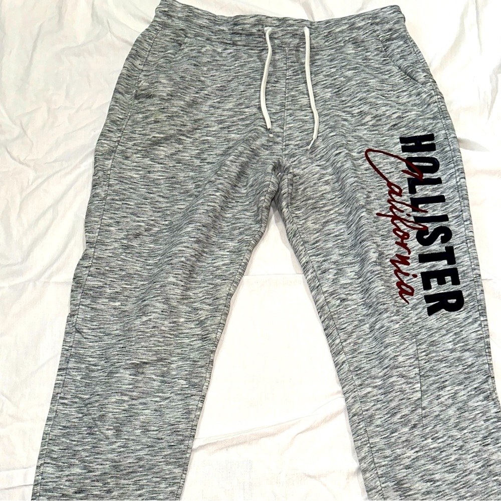 Like new Gray and White Hollister California sweatpants!